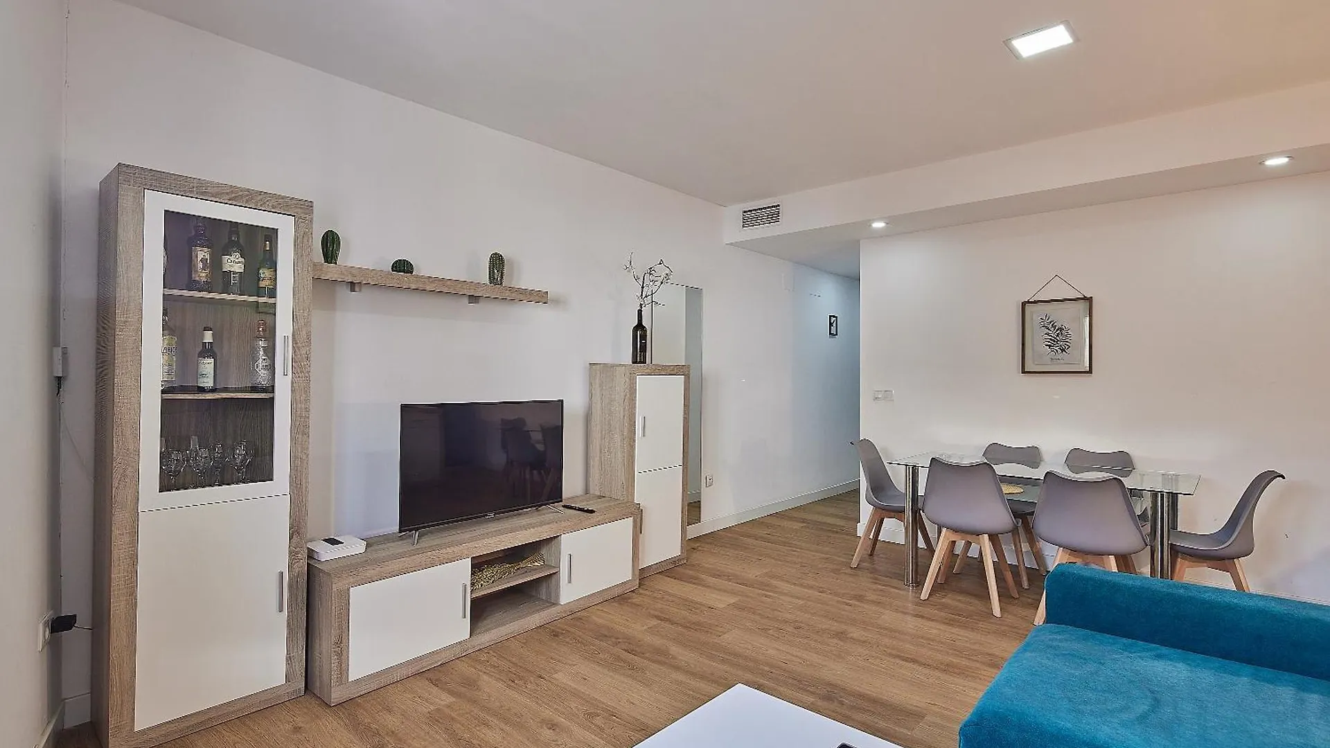Apartament Piso Nuevo En Pleno Centro De Cadiz, Calle Plocia Hiszpania
